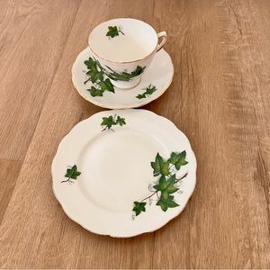 CROWN ROYAL Teacup Saucer & Dessert Plate Ivy Leaves Bone China England Set Of 3